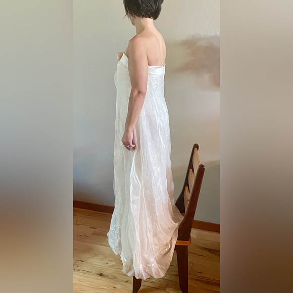 Designer Wedding Dress Gown Ivory Silk 12 No Train Strapless Bow NEW - Picture 10 of 15